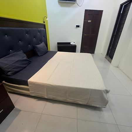 Metro City Hotel Kolombo Bagian luar foto