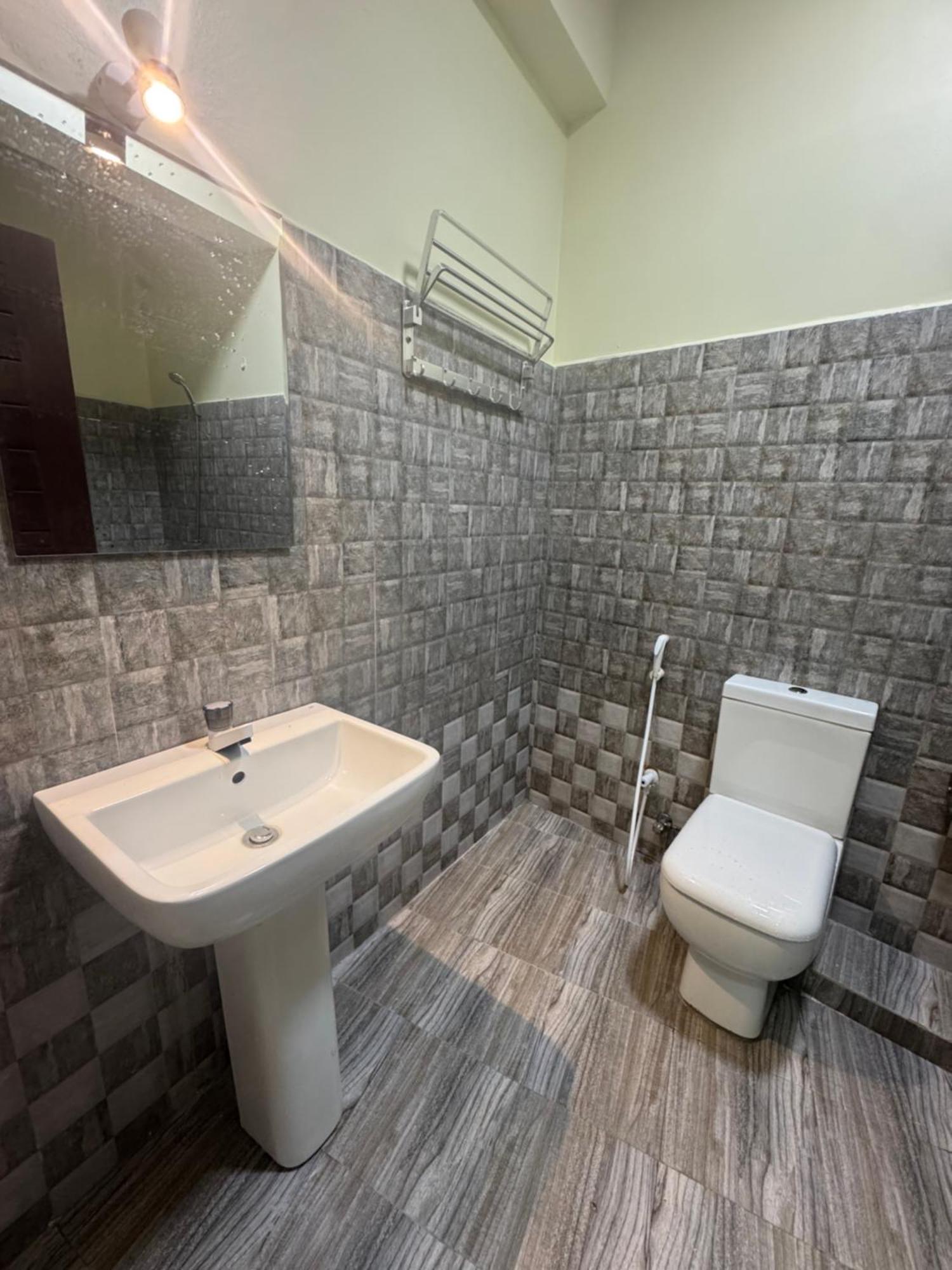 Metro City Hotel Kolombo Bagian luar foto