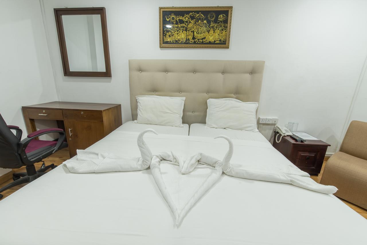 Metro City Hotel Kolombo Bagian luar foto