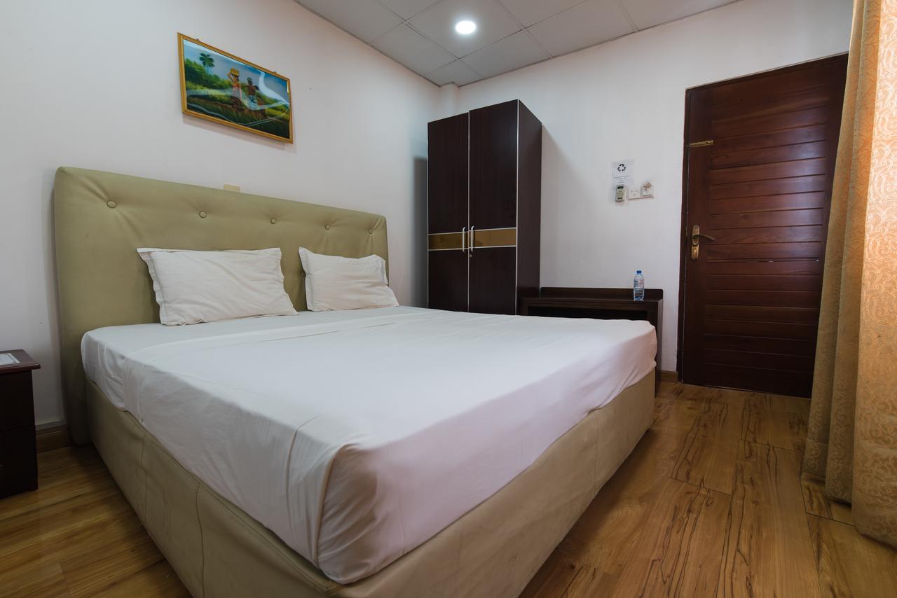 Metro City Hotel Kolombo Bagian luar foto