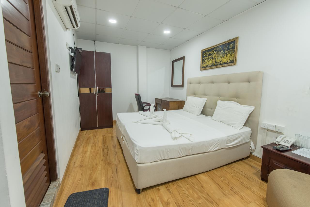Metro City Hotel Kolombo Bagian luar foto