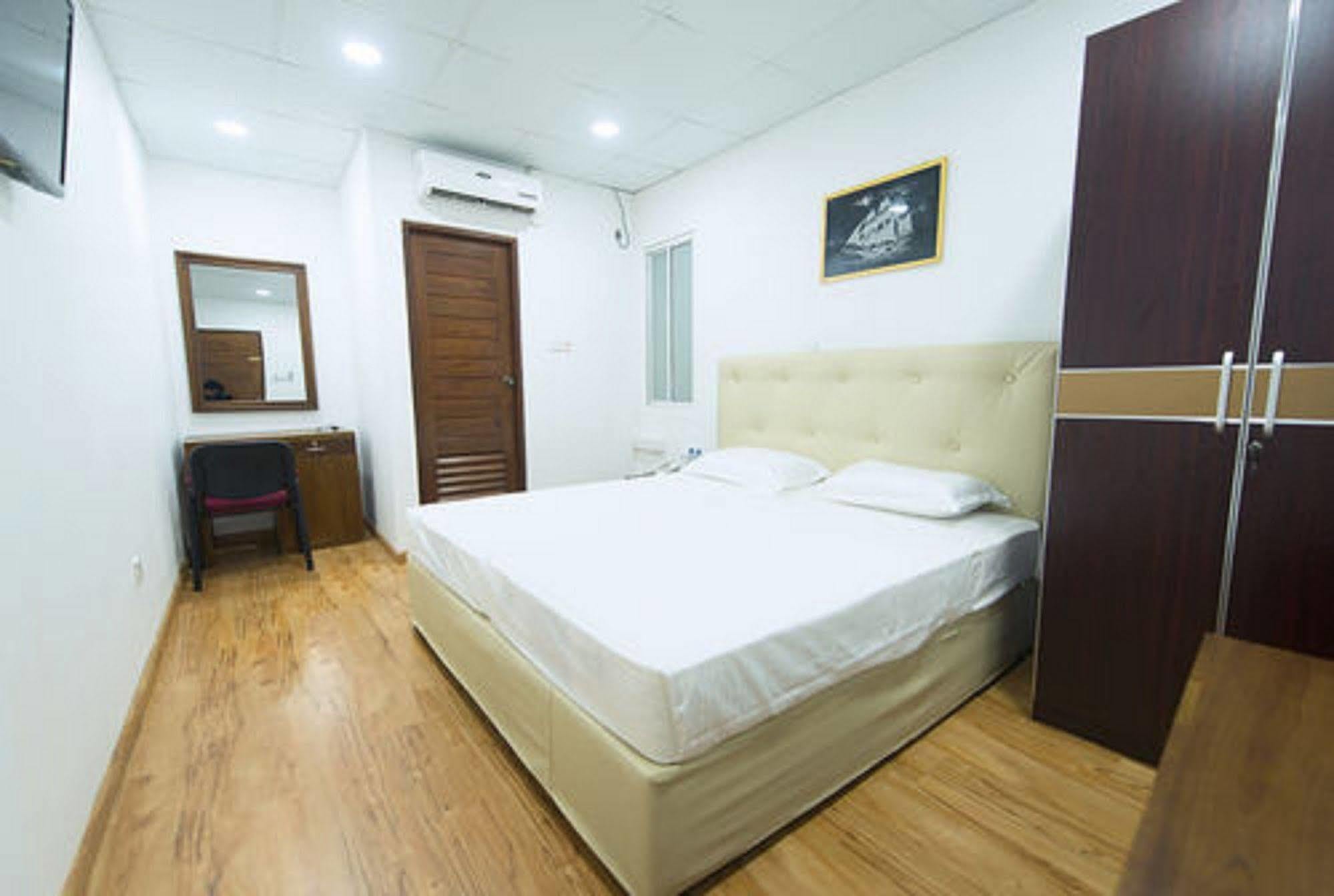 Metro City Hotel Kolombo Bagian luar foto