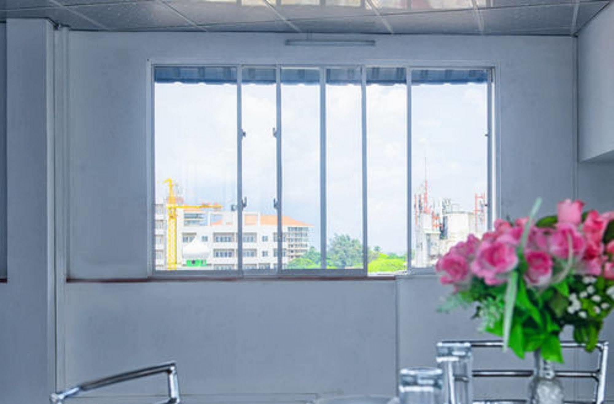 Metro City Hotel Kolombo Bagian luar foto